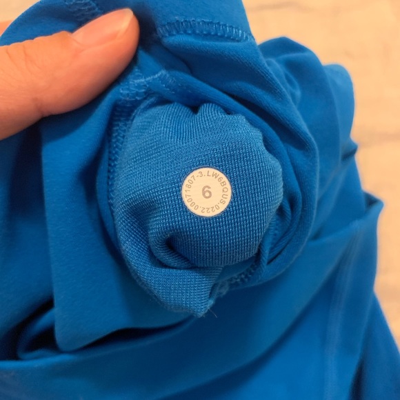 Lululemon Align High-Rise Crop 21” - Picture 2 of 3